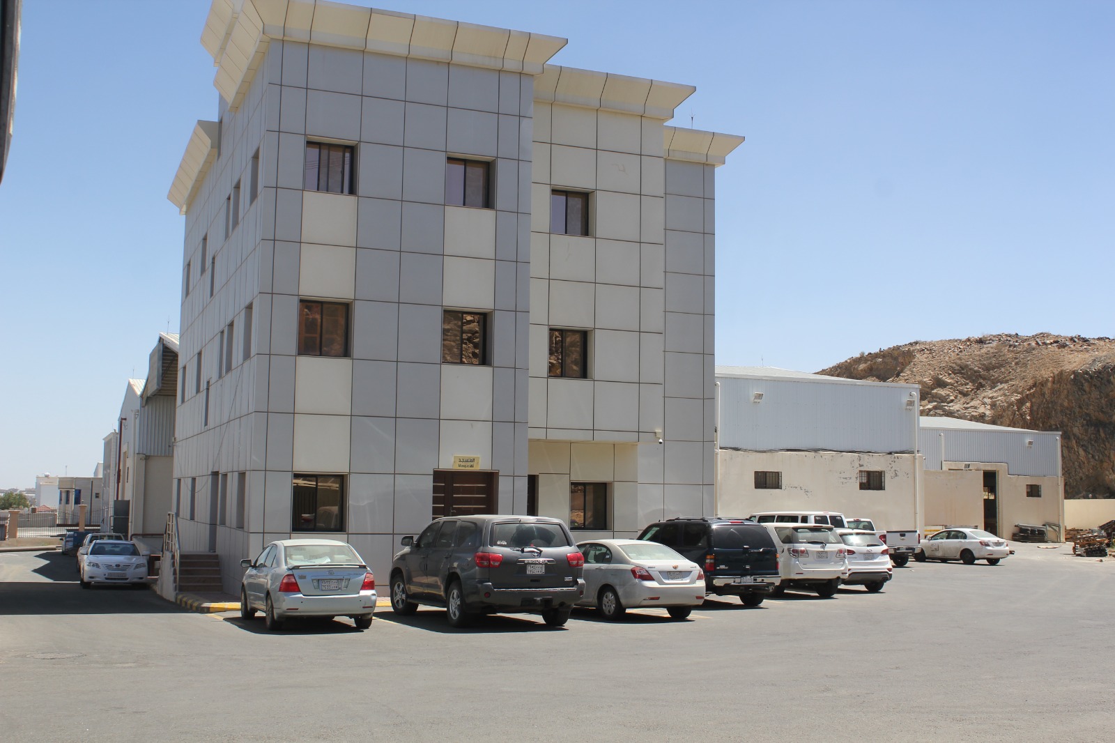 Exterior of the Al-Meftaha factory in Saudi Arabia